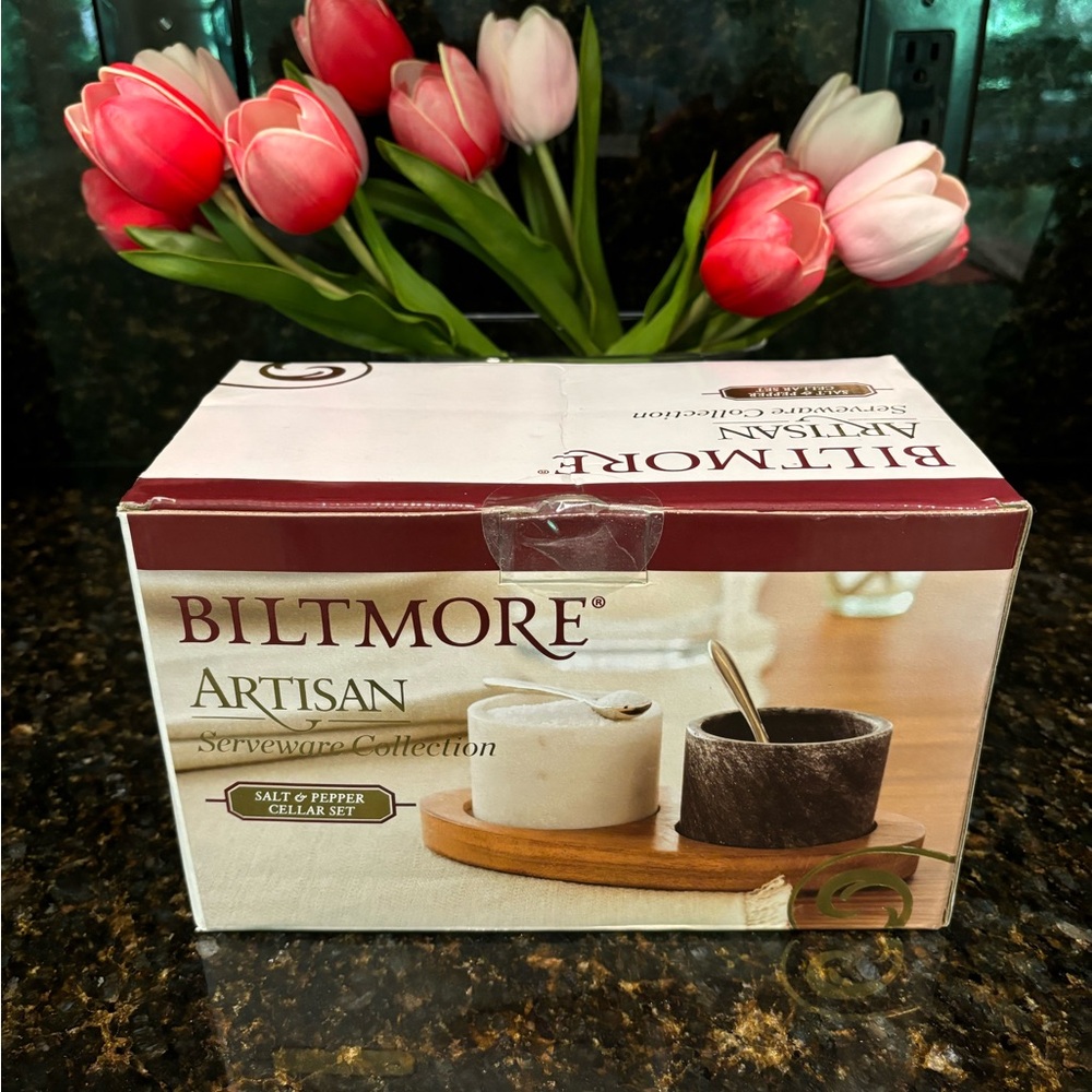 Biltmore Artisan Marble  And Wood Salt & Pepper Cellar Set. NIB!